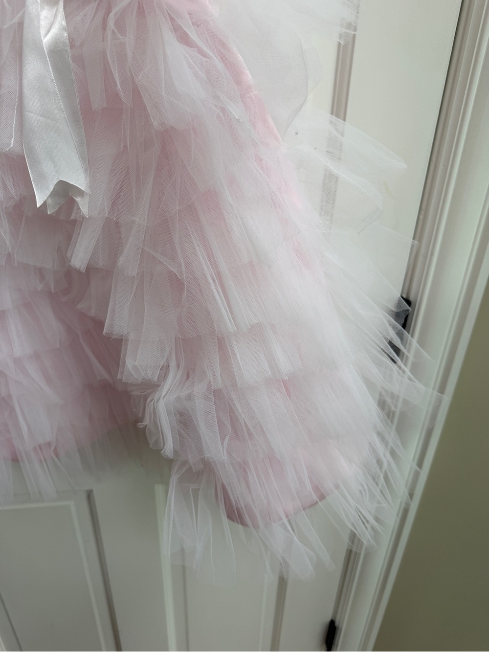 NWOT Pink Tulle Beaded Floral Appliqué Girls' 4 Pageant Party Sleeveless Dress - Picture 4 of 6